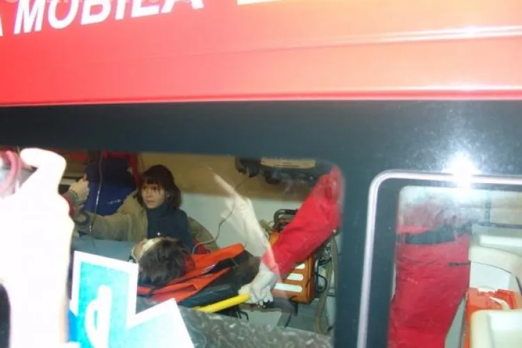 Accident grav in Floresti. O fetita de 13 ani a fost lovita de o autoutilitara