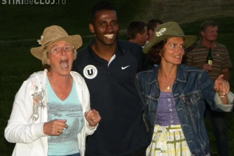 Jucatorii de la Universitatea Cluj sunt "rasfatati" de austrieci in cantonamentul de la Leogang cu muzica traditionala. Galerie FOTO