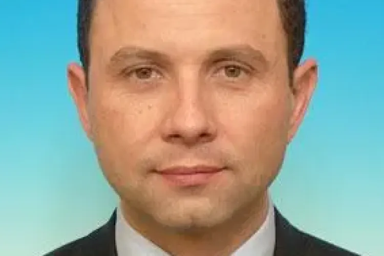 Scandal in PNTCD: Aurelian Pavelescu, ales presedintele al formatiunii. Congresul este contestat de Radu Sarbu