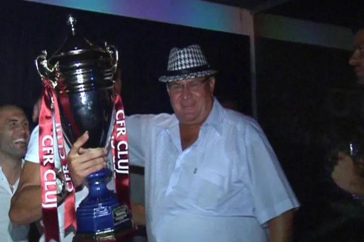 De Zerbi ar putea reveni la CFR Cluj. Doi jucatori si cei care nu fac parte din lot vor pleca. VEZI declaratiile lui Iuliu Muresan