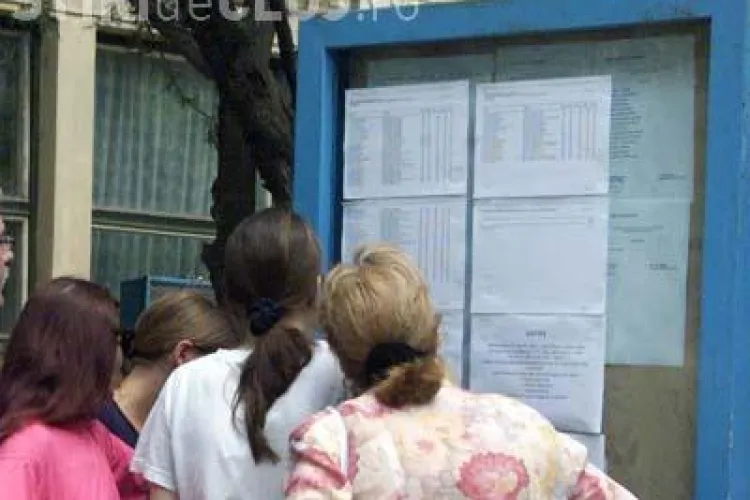 Repartizarea elevilor de clasa a VIII-a la liceu va avea loc astazi la 15,30, cu o zi mai devreme