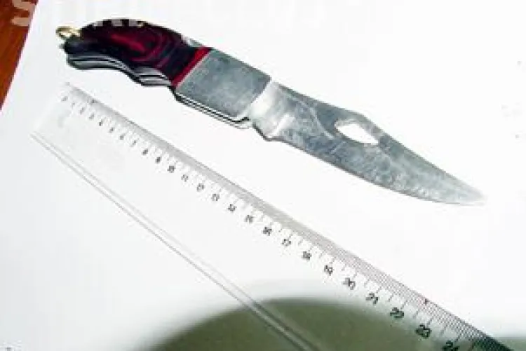 O tanara de 27 de ani a fost injunghiata in plina strada in cartierul Gheorgheni, din Cluj-Napoca, de un barbat necunoscut