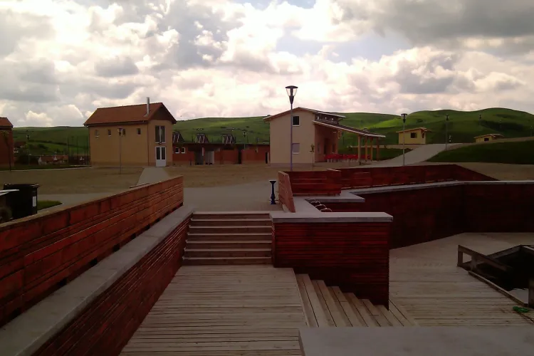 Baile Cojocna, vandalizate de turisti: "Femeile sunt cele mai rele se poarta ca niste animale, distrug tot", afirma administratorul bazei