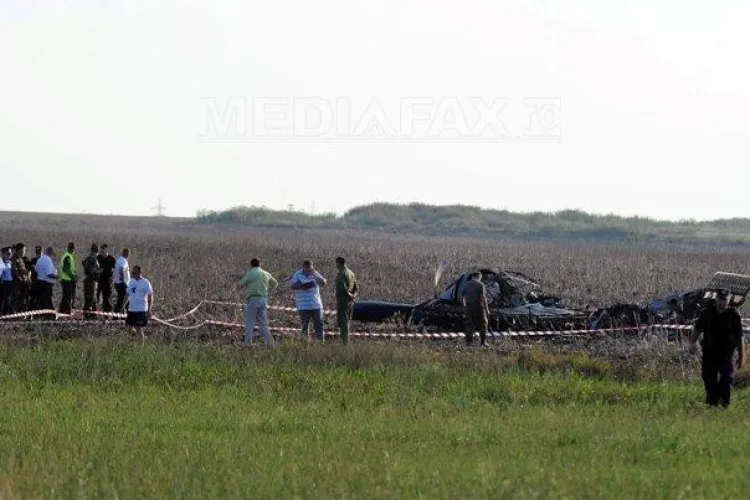 Accidentul aviatic de la Tuzla a mai facut o victima: unul dintre raniti a murit azi noapte la spital