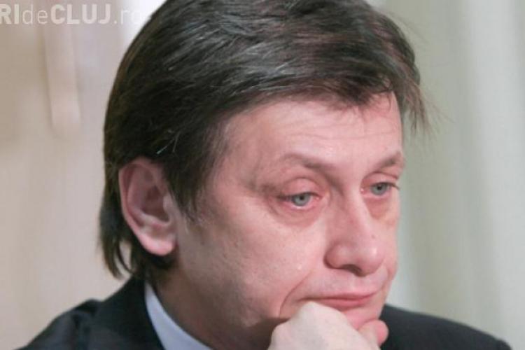 Antonescu: Băsescu are apucături de securist şi minte incurabil