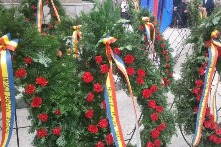 SFIDARE de 1 Decembrie? UDMR Cluj, singurul partid care nu a depus coroane de flori la statuia lui Avram Iancu