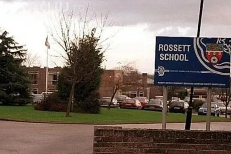 Scandal la o școala din Marea Britanie, elevii sunt obigați să cumpere iPad-uri. Vezi aici motivarea conducerii