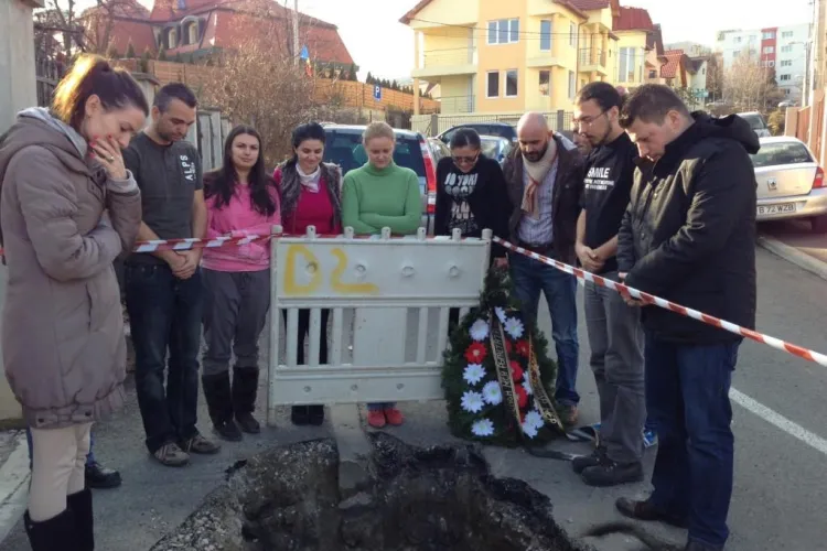 Un clujean ”a îngropat” o stradă spartă de E.ON Gaz. Drumul fusese proaspăt asfaltat - FOTO și VIDEO