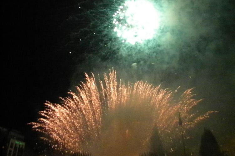 Foc de artificii SPECTACULOS de 1 Decembrie. 5.000 de clujeni s-au bucurat de eveniment - VIDEO și FOTO