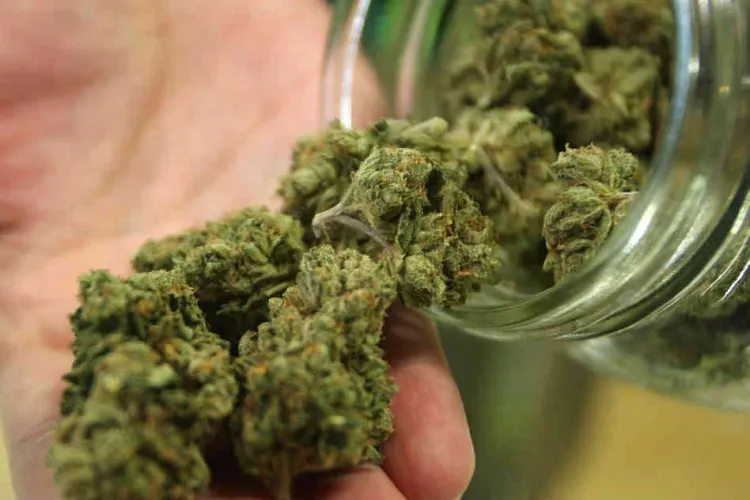 Alexandru Uioreanu, reținut pentru droguri, are absențe cu duiumul la Coregrafie - VIDEO