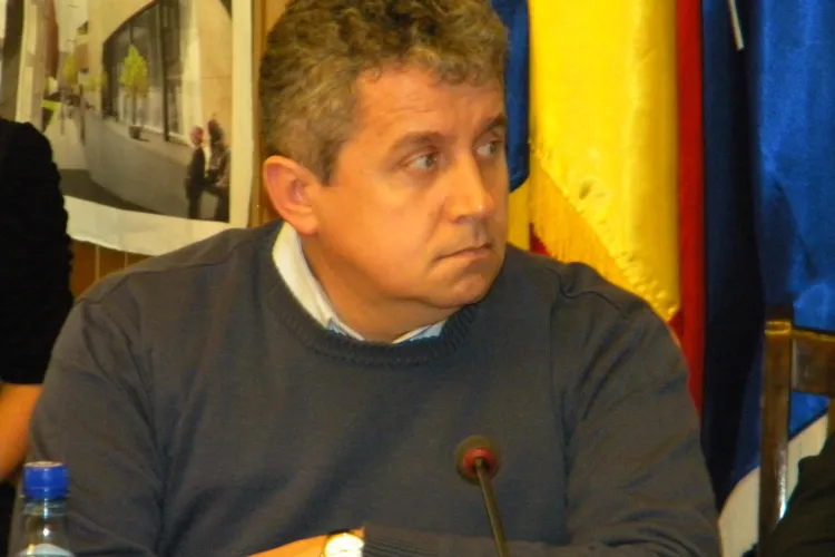 Daniel Buda, după ce a pierdut alegerile, continuă alături de PDL și Emil Boc