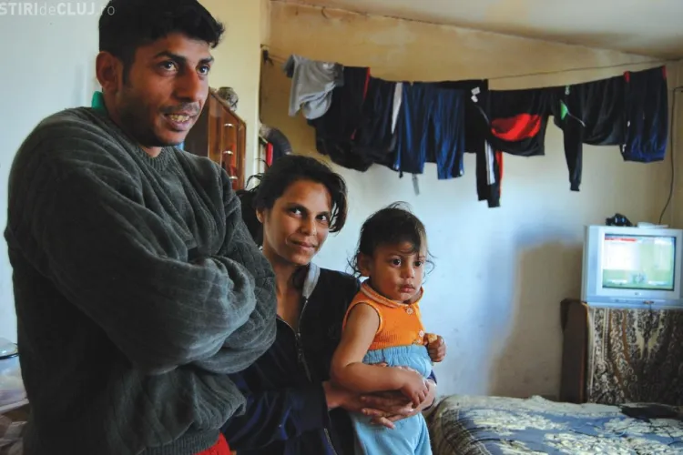 Locuințe sociale și un incubator de afaceri pentru țiganii de la Pata Rât - VIDEO