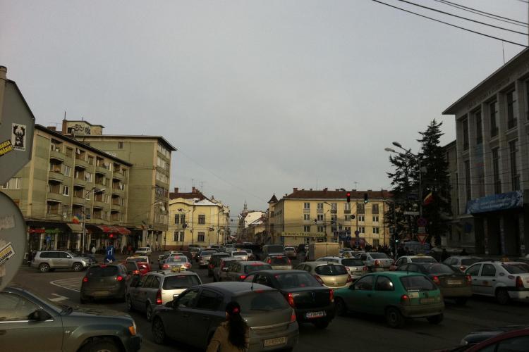 Traficul din Cluj blocat din cauza Crăciunului. Ai avut probleme în trafic? - VIDEO