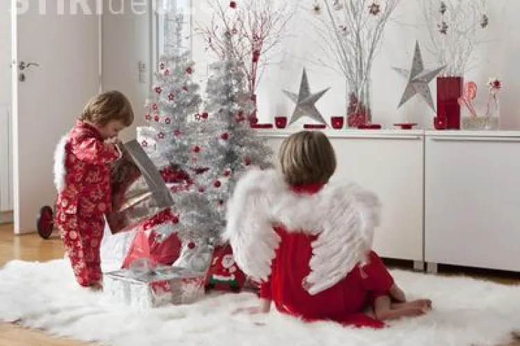 URĂRI DE CRĂCIUN: Cele mai populare mesaje de sărbători