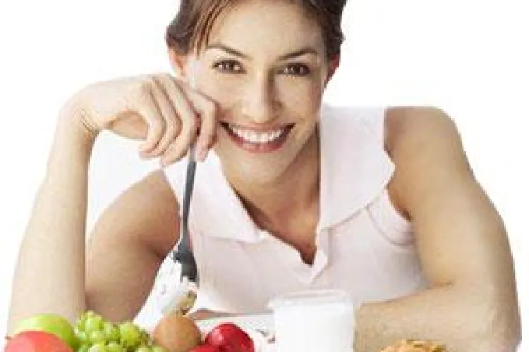 Dieta de opt ore. Cum să slăbești și să mănânci ce vrei  