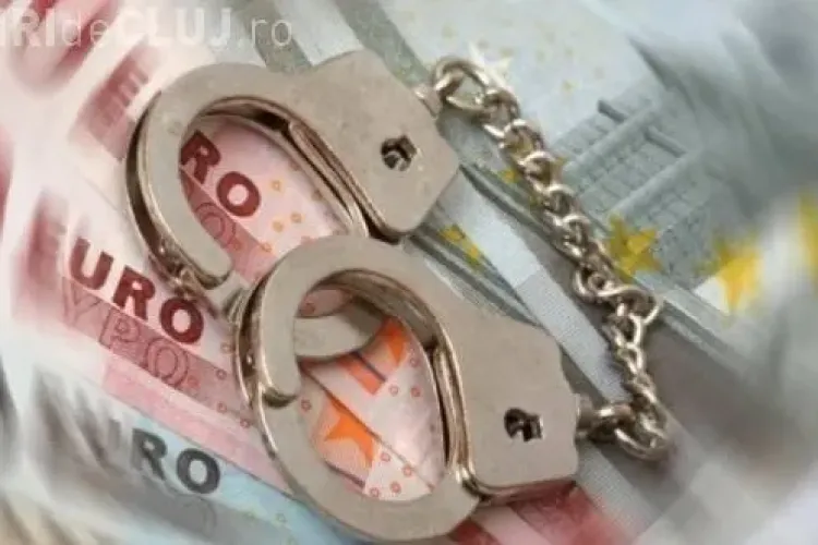 Angajata unei bănci din Cluj-Napoca a luat credite în numele clienţilor