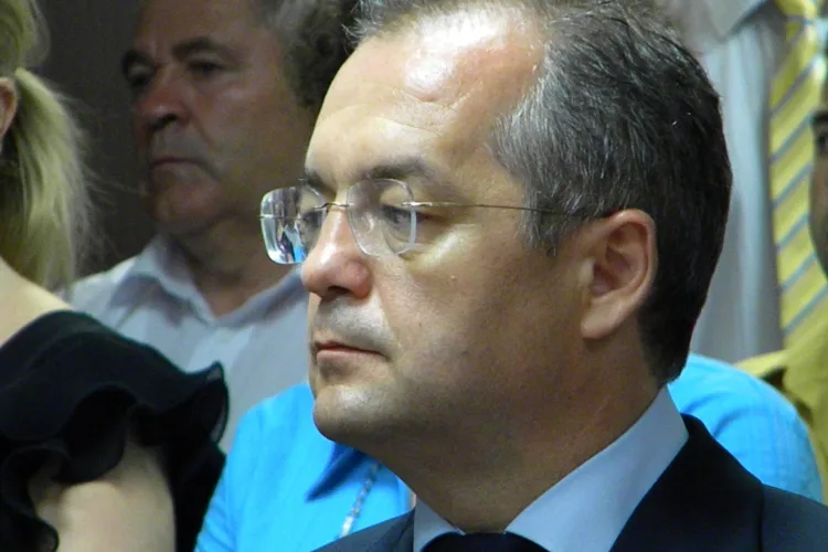 De ce nu vrea Emil Boc să majoreze taxele locale  