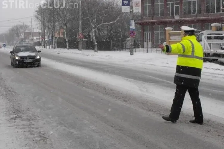 Sute de şoferi amendați pentru neechiparea maşinilor pentru sezonul rece