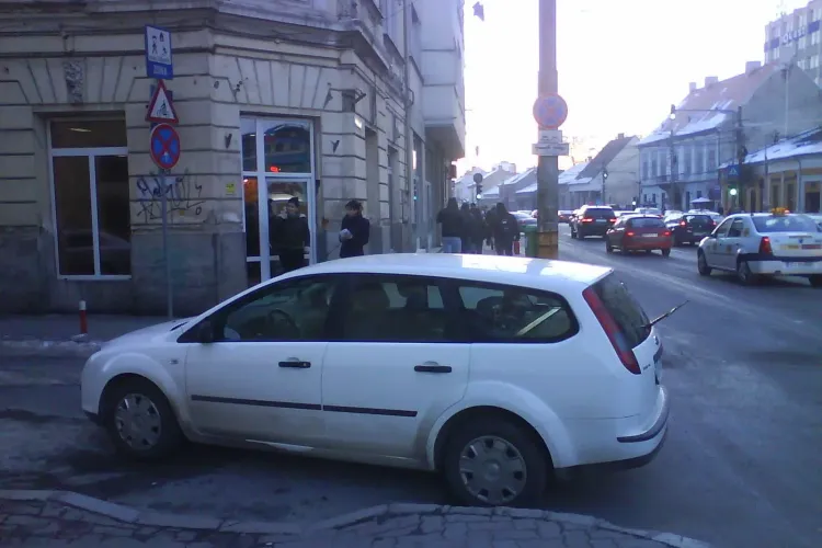 Clujean ȚEPUIT de Electrica. Sute de oameni sunt în aceeași situație: Nu primesc facturi, dar sunt debranșați de la rețea