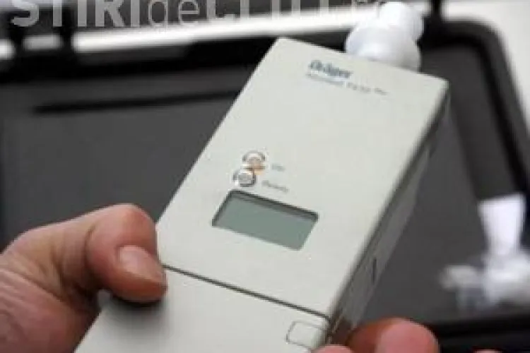 Șofer mort de beat la Dej! S-a răsturnat cu mașina în şanţ