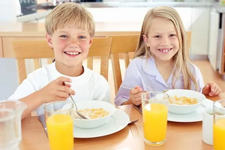 Micul dejun îți face copilul mai deștept? Vezi ce spun cercetătorii