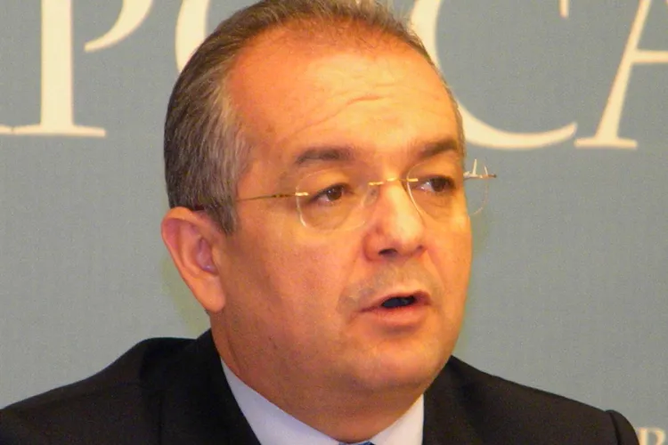 Impozitul pe clădiri și terenuri crește de mâine la Cluj-Napoca. Boc spune că Ponta își bate joc de oameni