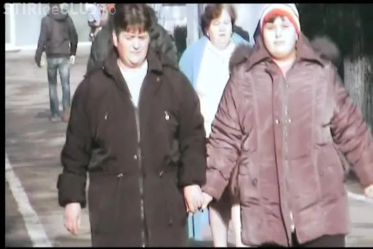 O fetiță de 10 ani cântărește 112 kilograme. Mama ACUZĂ un medic că i-a prescris o cură de slăbire cu ALLI