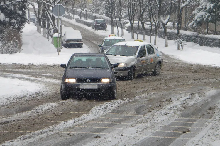 ZĂPADĂ peste CLUJ! Câte utilaje sunt la DESZĂPEZIRE? DACĂ aveți probleme, RECLAMAȚI AICI!