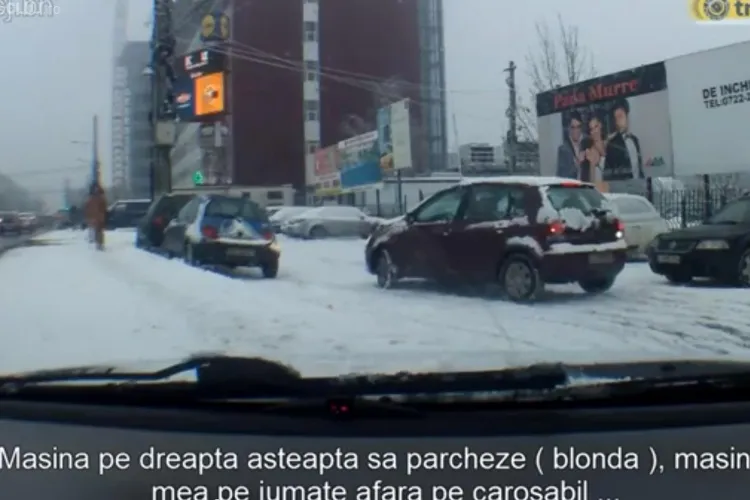 A râs cum a parcat o blondă în ZORILOR! Utilizatorii TRAFICTUBE.RO l-au ”spart” - VIDEO