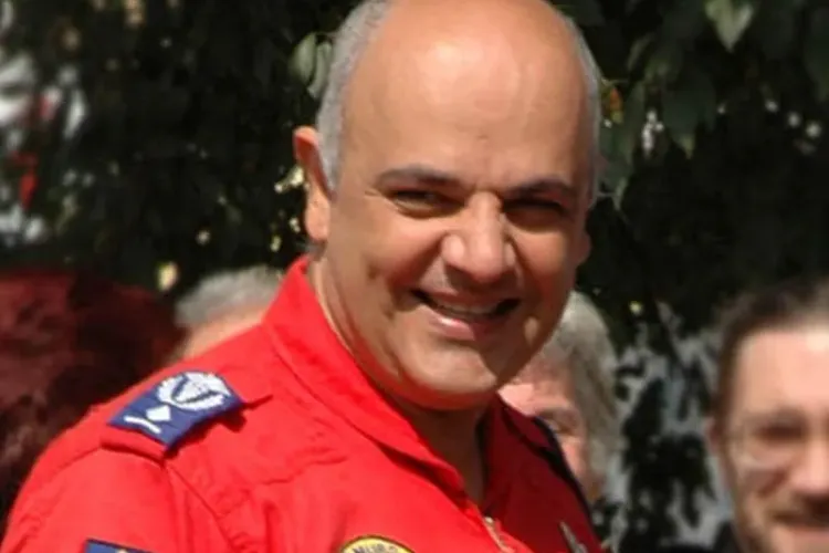 Un fals angajat SMURD semna acte în numele lui Raed Arafat. Vasile Coman a fost arestat