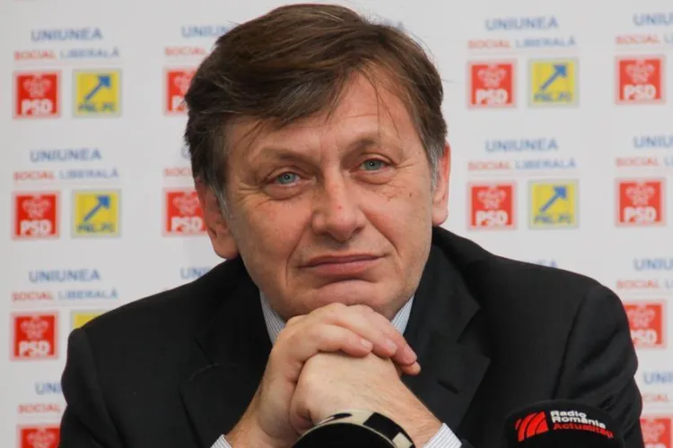 Numele lui Crin Antonescu apare în stenogramele fraudării Referendumului de la Cluj. VEZI stenogramele