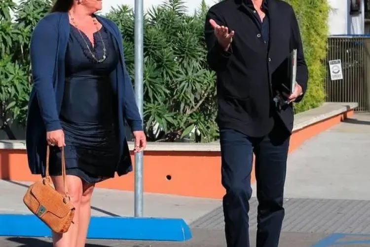 Cum arată soția unuia dintre cei mai râvniți bărbați din lume - FOTO