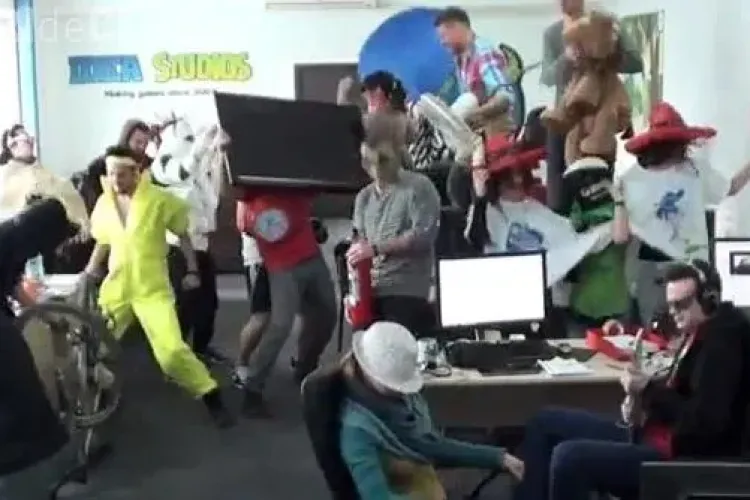 Harlem Shake la locul de muncă. La o firmă clujeană s-a dansat pe rupte - VIDEO
