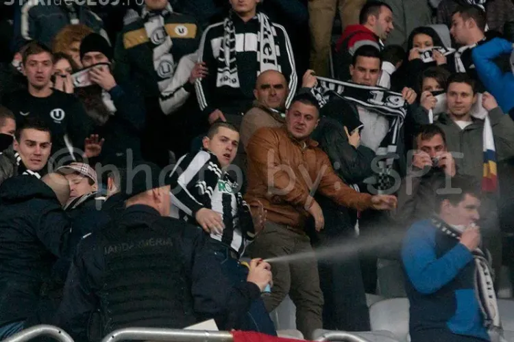 Jandarmeria Cluj minte cand spune ca la meciul de aseara U Cluj-Steaua nu s-au folosit gaze lacrimogene? Vezi FOTO ce arata contrariul