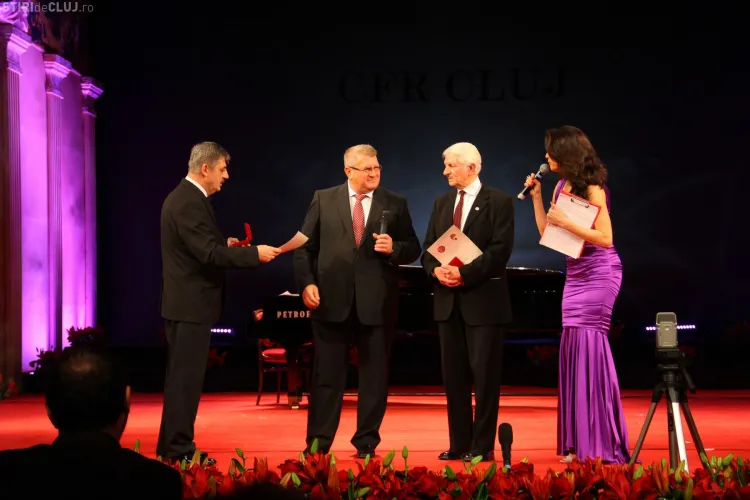 Moment de normalitate! Iuliu Mureșan și Remus Câmpeanu s-au pupat și au dat mâna bărbătește - FOTO