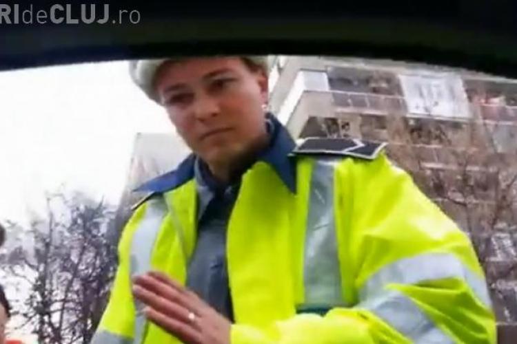 Cum reacționează șoferul unui BMW când un polițist îi cere să coboare din mașină - VIDEO
