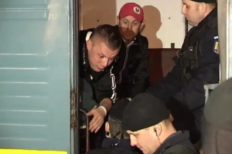 Suporter U Cluj interzis un an pe stadion după meciul cu Steaua - VIDEO