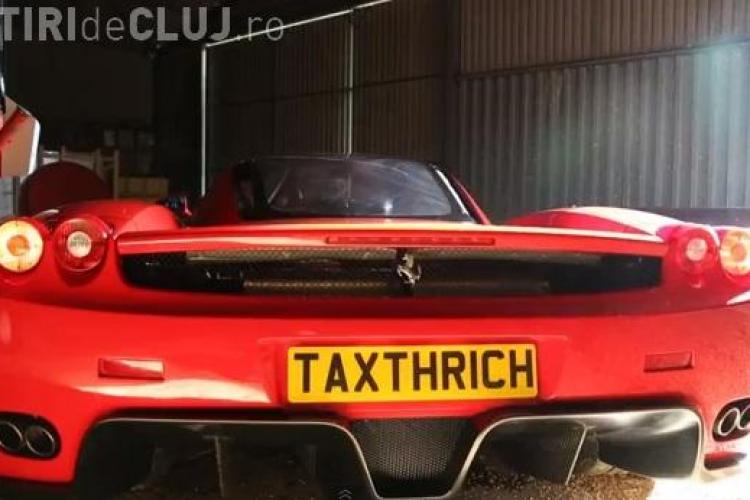 Și-a ”rupt” un Enzo Ferrari pe drumuri de țară în semn de protest: TAX THE RICH - VIDEO