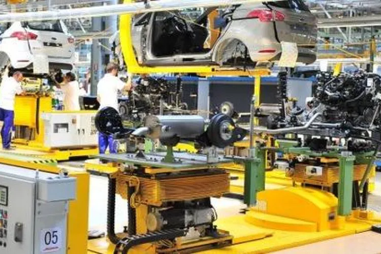 Ţara în care angajaţii câștigă mult, dar lucrează doar trei ore pe zi. Au pauze de o oră la prânz și încă 3 pentru discuţii