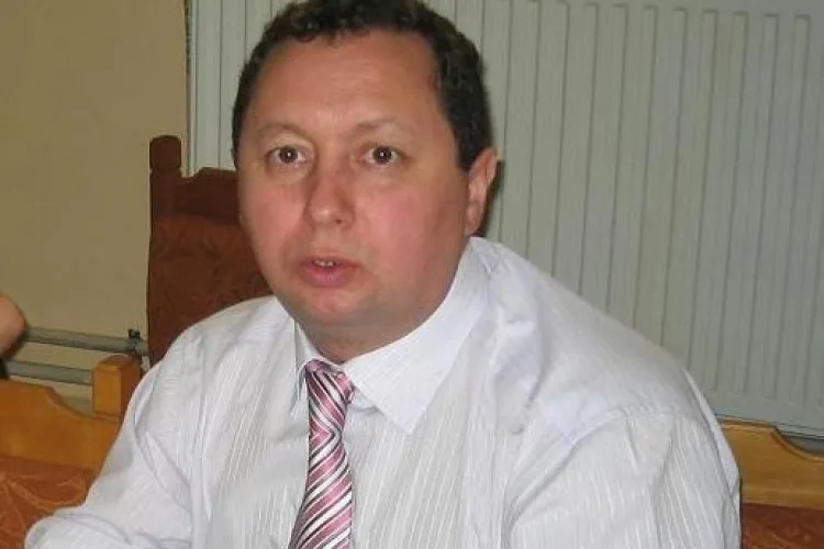 Procurorii clujeni plătiți REGEȘTE, dar fac dosare fără miză! Ce salariu are procurorul general Magyar și restul anchetatorilor