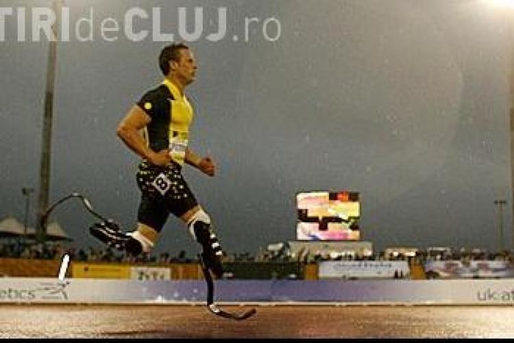 OSCAR PISTORIUS, sportivul cu proteze de carbon în loc de picioare, şi-a împuşcat iubita de Valentine's Day