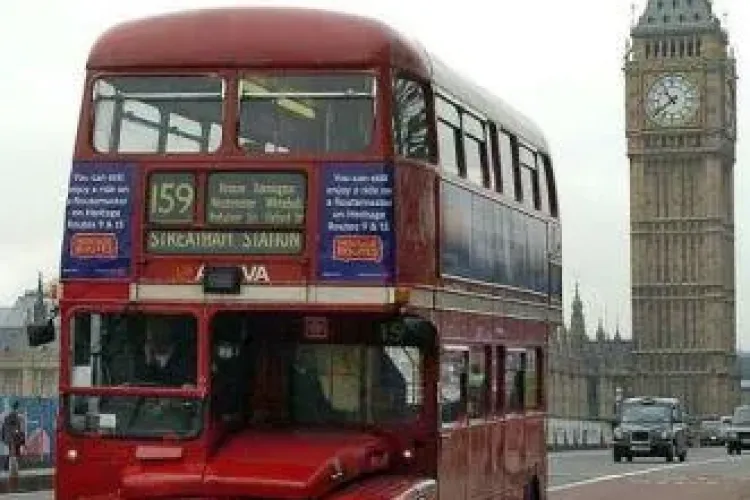 Card de identitate contracost pentru a imigra în Marea Britanie? Vezi ce au de gând englezii