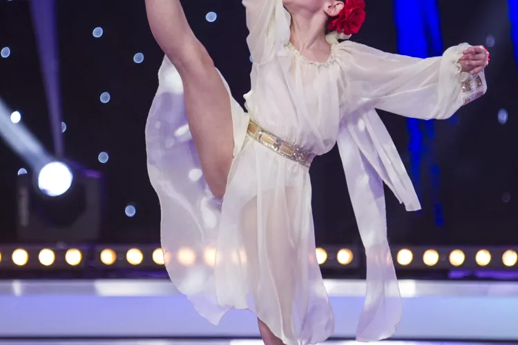 CRBL, super emoţionat de o micuţă balerină la România dansează