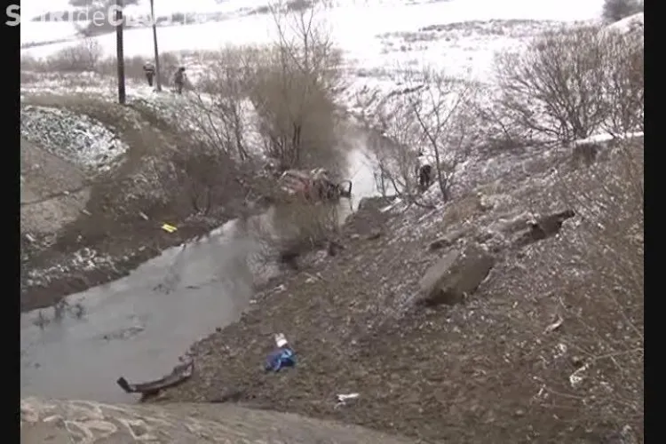 Unul dintre tinerii implicați în accidentul de la Sânpaul a murit