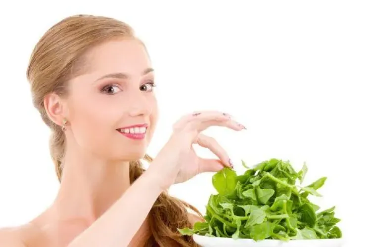 Mănânci verdețuri? Vezi cât sunt de importante pentru sănătatea ta