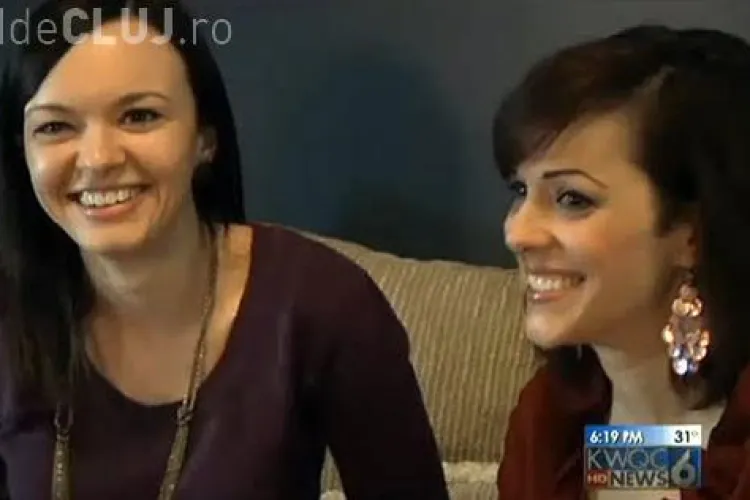 Reuniune neașteptată: Vezi cum și-a regăsit o femeie familia cu o postare pe Facebook VIDEO