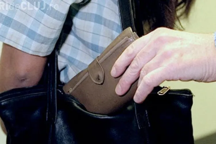 IPJ Cluj dă sfaturi pentru Paștele Catolic: Supravegheaţi-vă geanta la supermarket 