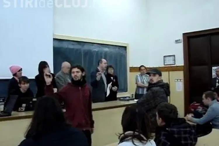 SRI îi monitorizează pe studenții care au OCUPAT UBB Cluj? Dezvăluirea este făcută de șefii Universității - VIDEO