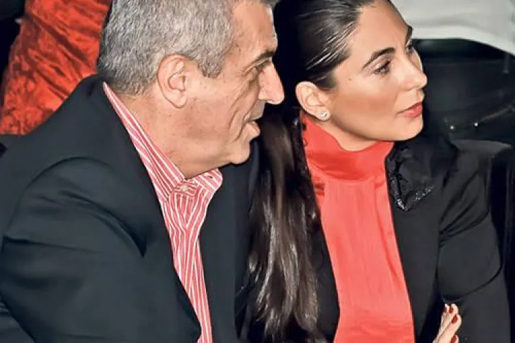 Tăriceanu se însoară a cincea oară. El 61 de ani, ea 35