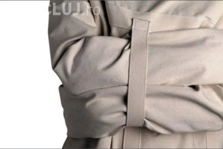 Un fotomodel şi-a omorât colega şi a mâncat-o